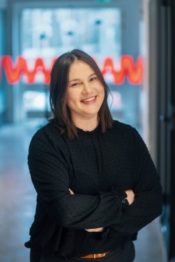 Elina Yli-Kyyny